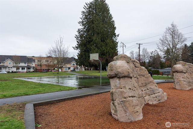 4010 NE 3rd Court, Renton, WA 98056