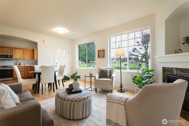 4010 NE 3rd Court, Renton, WA 98056