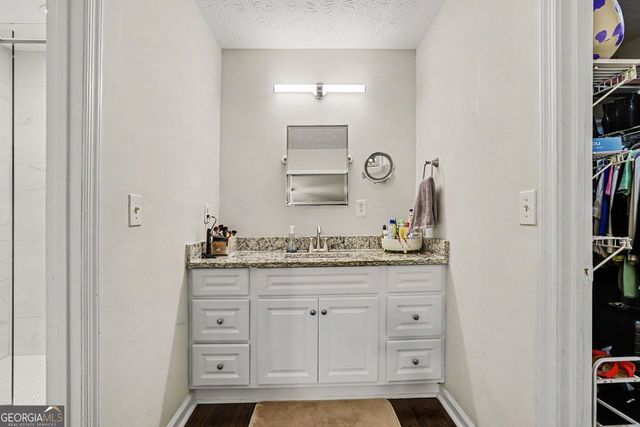 7 Saint Claire Lane NE, Atlanta, GA 30324