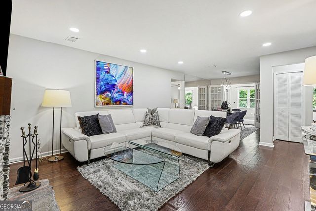 7 Saint Claire Lane NE, Atlanta, GA 30324