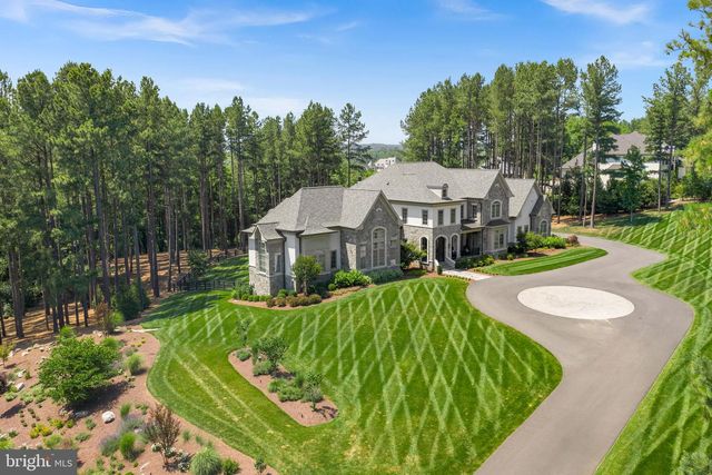 22563 CREIGHTON FARMS DR, Leesburg, VA 20175