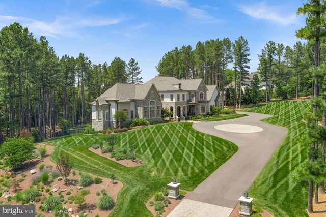 22563 CREIGHTON FARMS DR, Leesburg, VA 20175