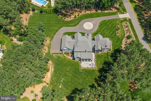 22563 CREIGHTON FARMS DR, Leesburg, VA 20175