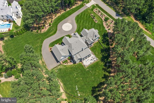 22563 CREIGHTON FARMS DR, Leesburg, VA 20175