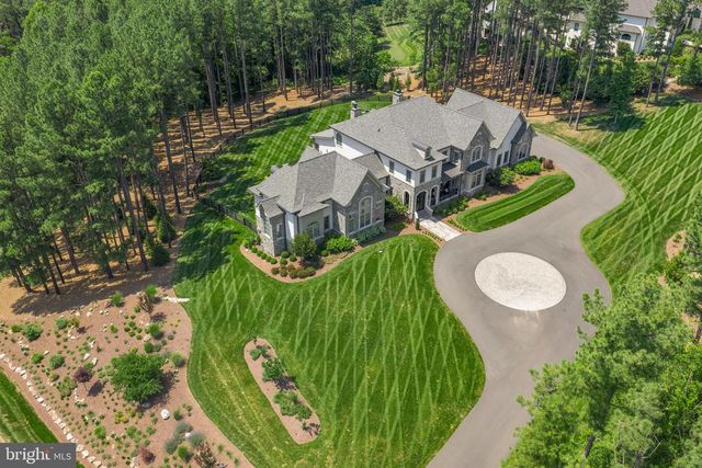 22563 CREIGHTON FARMS DR, Leesburg, VA 20175