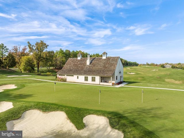 22563 CREIGHTON FARMS DR, Leesburg, VA 20175