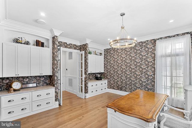 22563 CREIGHTON FARMS DR, Leesburg, VA 20175