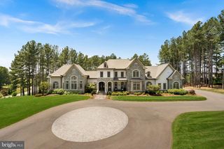 22563 CREIGHTON FARMS DR, Leesburg, VA 20175