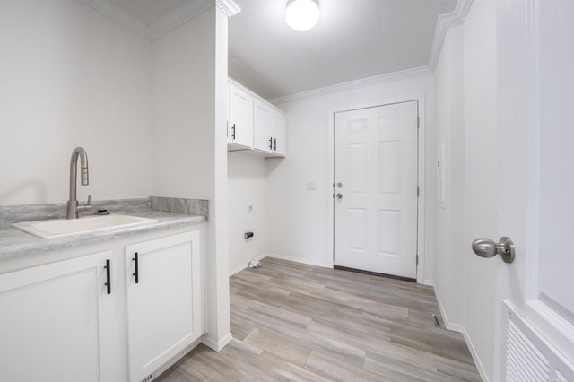 163 Riviera Drive, Lapeer Twp, MI 48446