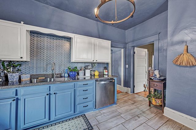1502 Rorer AVE, Roanoke, VA 24016