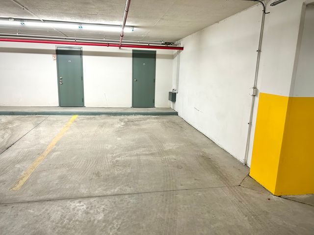 710 Creekside Drive 310, Mount Prospect, IL 60056