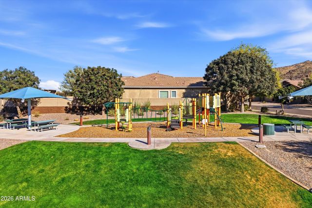 1422 E MILADA Drive, Phoenix, AZ 85042