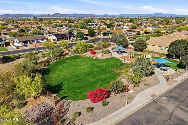 1422 E MILADA Drive, Phoenix, AZ 85042