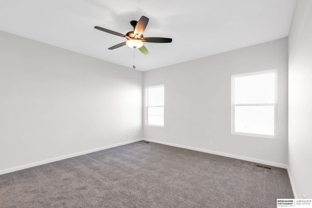 10410 S 109th Street, Papillion, NE 68046