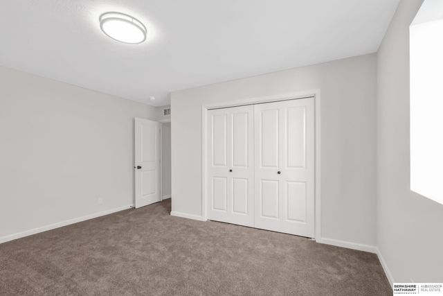 10410 S 109th Street, Papillion, NE 68046