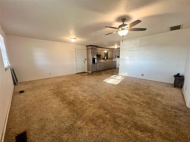 1828 W Federal Street, Shawnee, OK 74804