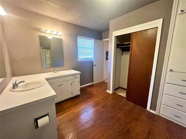 1828 W Federal Street, Shawnee, OK 74804