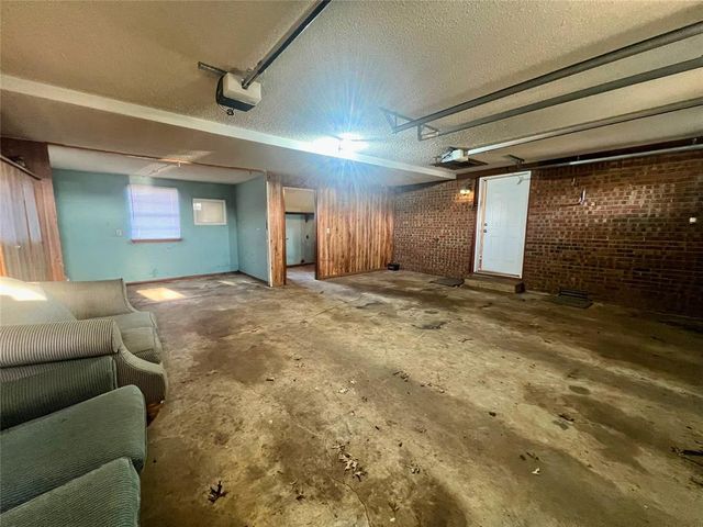 1828 W Federal Street, Shawnee, OK 74804