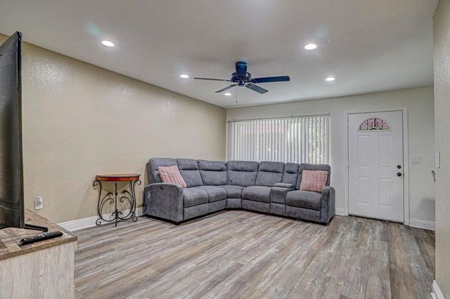 3215 44th Street 11, San Diego, CA 92105