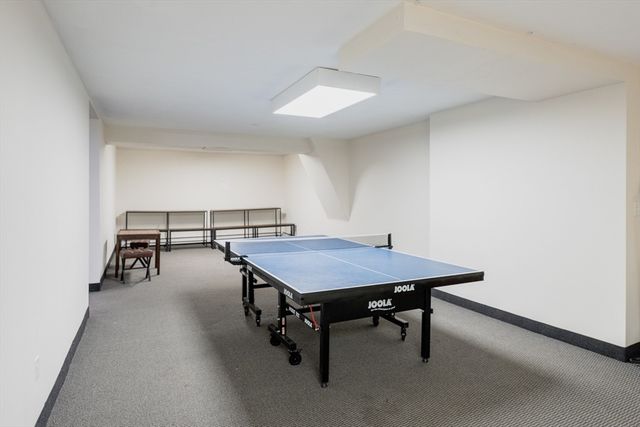32 Whites Ave D13A, Watertown, MA 02472