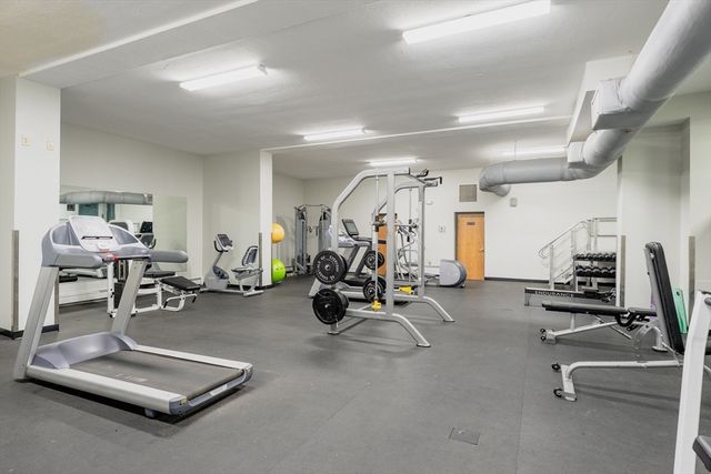 32 Whites Ave D13A, Watertown, MA 02472