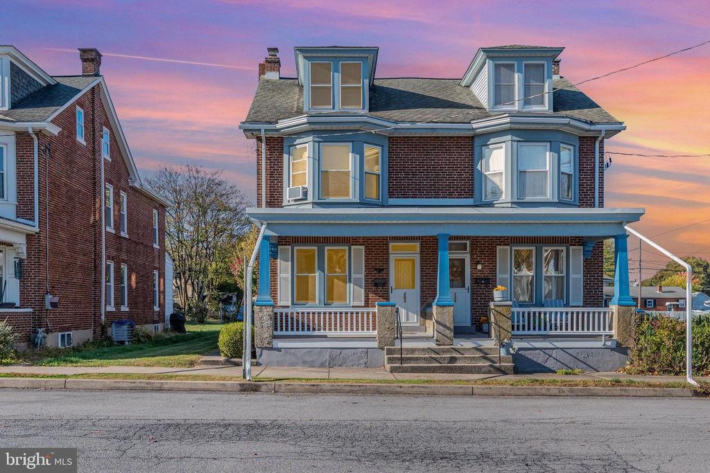 203 S HARRISON ST, Palmyra, PA 17078