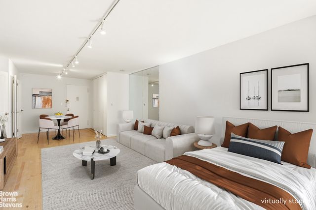 305 E 40th St Apt 10A, New York City, NY 10017