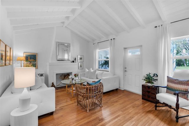 4072 Park Ave, Miami, FL 33133