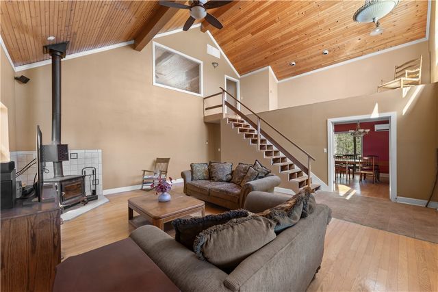 11021 Lathams Landing Road, Garfield, AR 72732