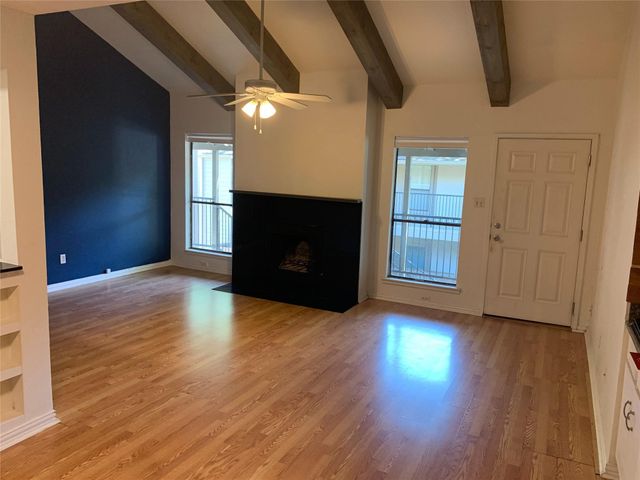 1100 Augusta Drive 18, Houston, TX 77057