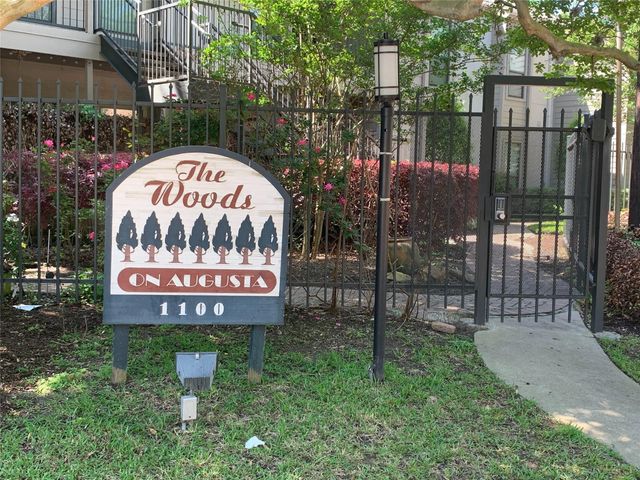 1100 Augusta Drive 18, Houston, TX 77057