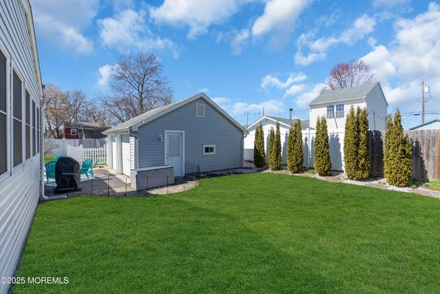 553 Morningside Avenue, Union Beach, NJ 07735