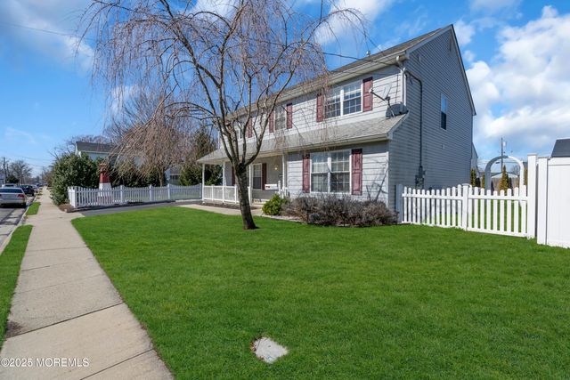 553 Morningside Avenue, Union Beach, NJ 07735