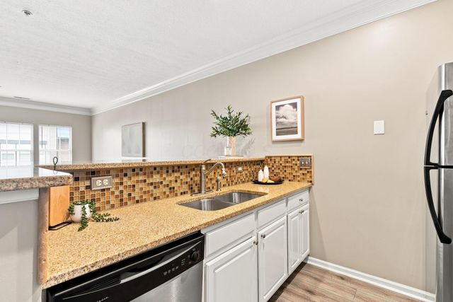 6045 Craughwell Lane, Dublin, OH 43017