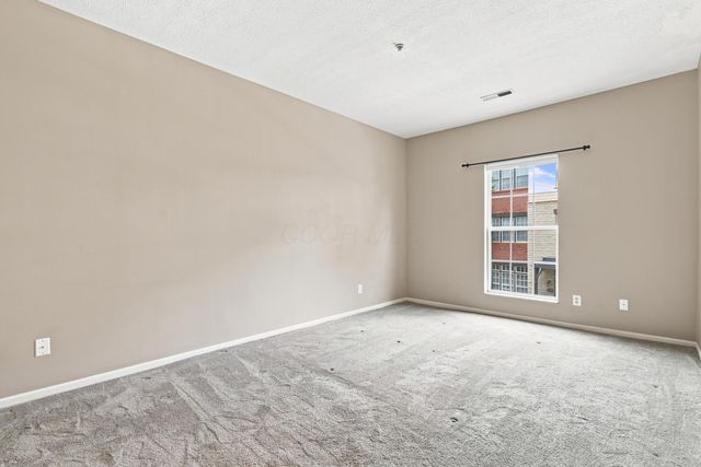 6045 Craughwell Lane, Dublin, OH 43017