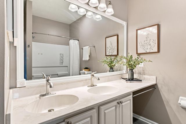 6045 Craughwell Lane, Dublin, OH 43017