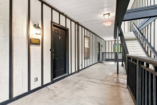 6045 Craughwell Lane, Dublin, OH 43017