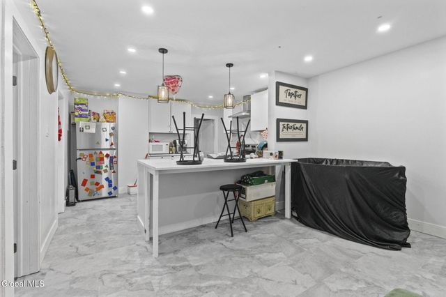 34 Francis Street, Troy, NY 12180