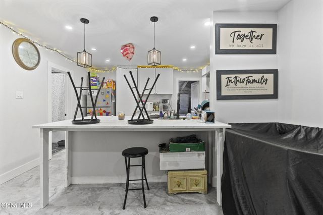 34 Francis Street, Troy, NY 12180