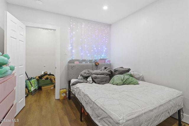 34 Francis Street, Troy, NY 12180