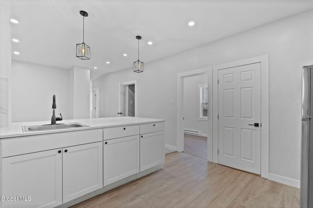 34 Francis Street, Troy, NY 12180