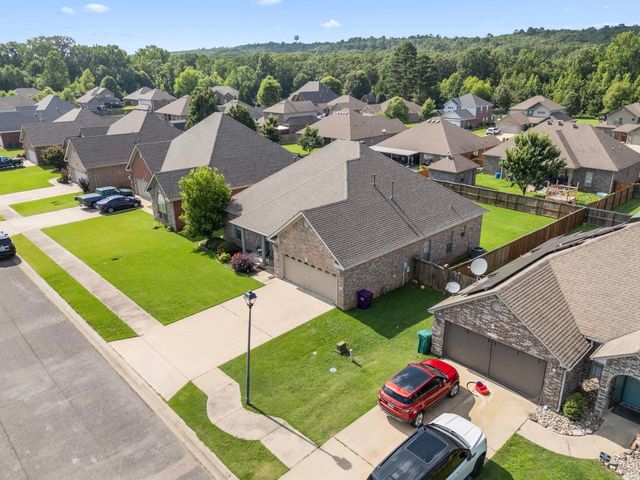 1320 E Cadron Gap Road, Conway, AR 72032