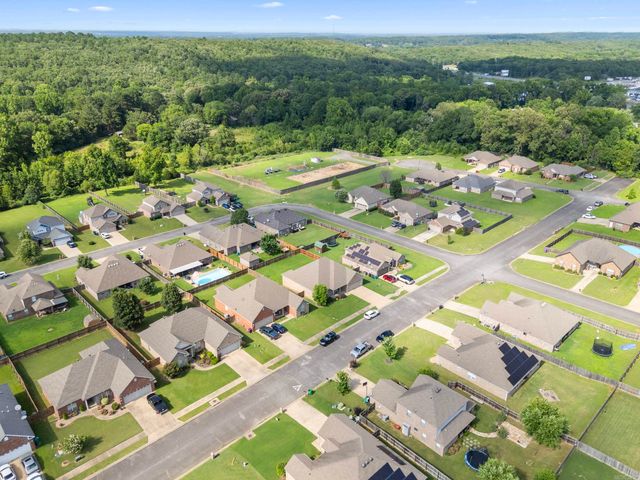 1320 E Cadron Gap Road, Conway, AR 72032