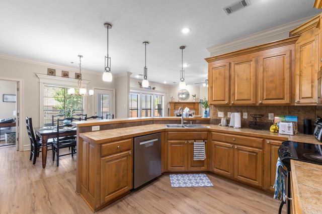 1320 E Cadron Gap Road, Conway, AR 72032
