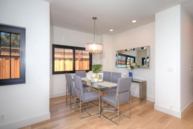 W Hudson Street, Redwood City, CA 94061