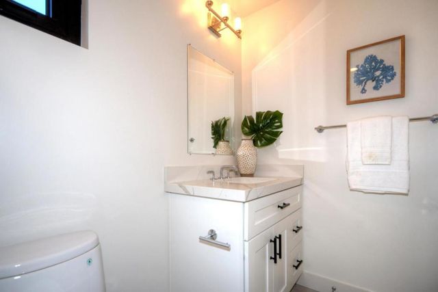 W Hudson Street, Redwood City, CA 94061