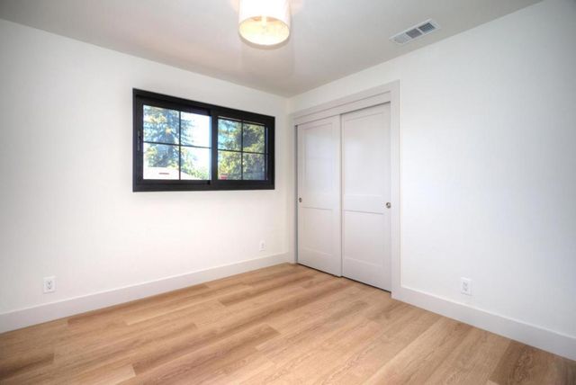 W Hudson Street, Redwood City, CA 94061