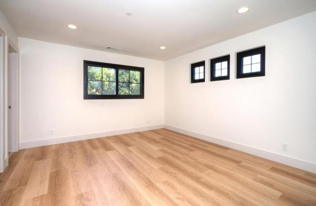 W Hudson Street, Redwood City, CA 94061