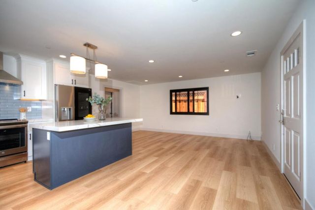 W Hudson Street, Redwood City, CA 94061