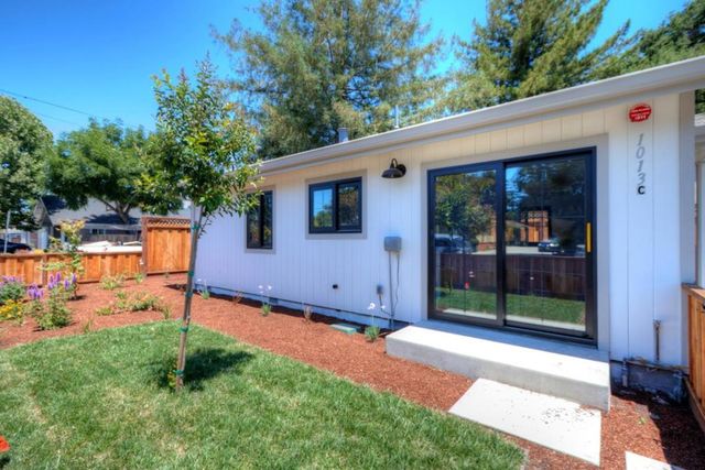 W Hudson Street, Redwood City, CA 94061